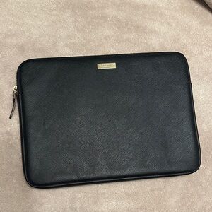 ✨ Black Kate Spade Laptop Sleeve ✨